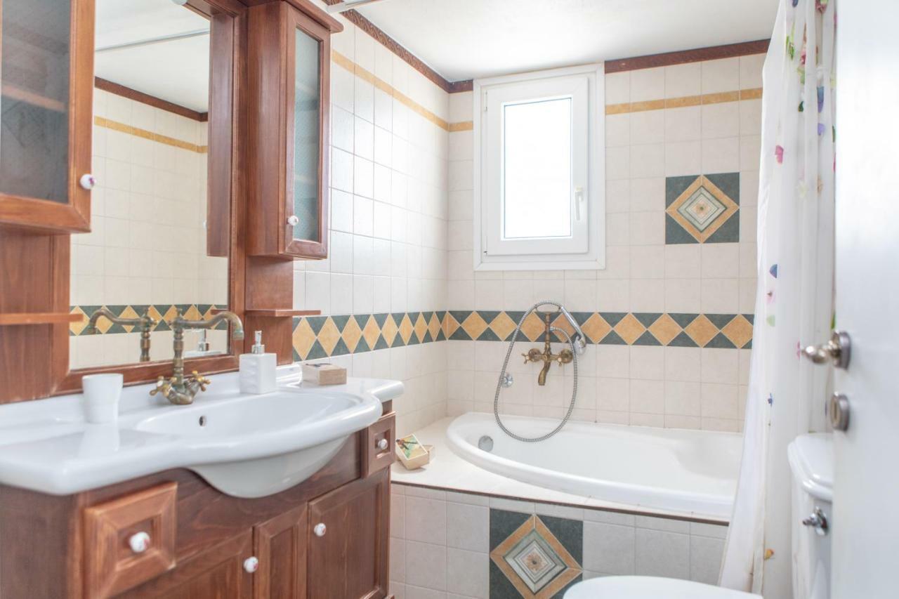 Вилла Gatis House Naxos City Экстерьер фото